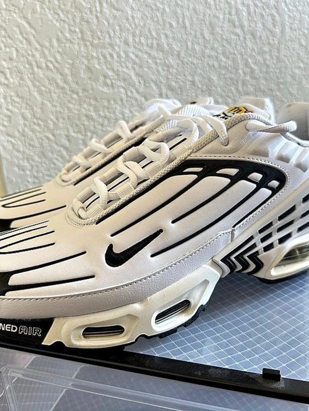 Nike Air Max Plus III Men's Air Max Sneakers White Black US 11 Like New